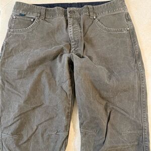 Kuhl Men's Pants 36x34 - greenish gray in color